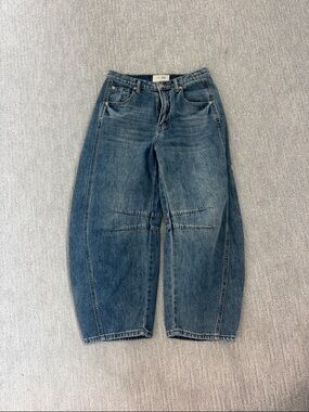 Relaxed Wide-Leg Blue Jeans